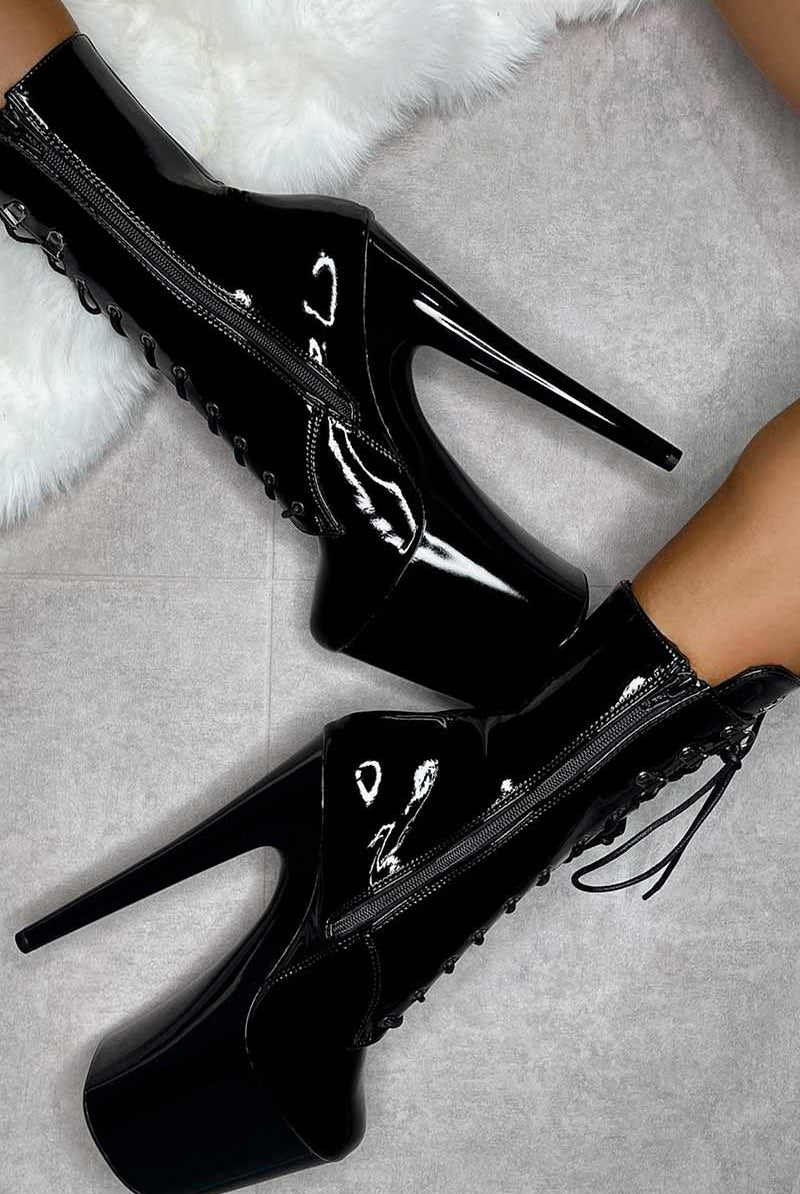 * Pre Order * Hella Heels LipKit 8inch Boots - Black Beatles-Hella Heels-Pole Junkie