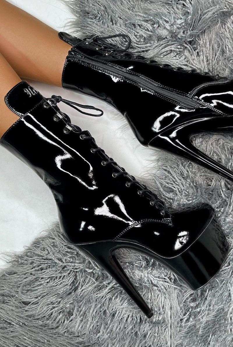 * Pre Order * Hella Heels LipKit 7inch Boots - Black Beatles-Hella Heels-Pole Junkie