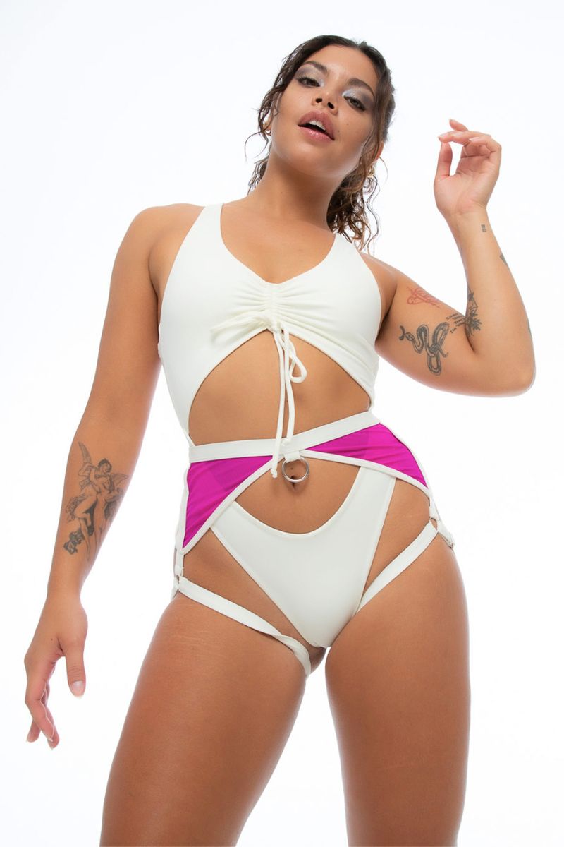 Nona Perkasa Hotline Garter Belt - Ivory/Pink Pole Junkie (EU) Nona Perkasa Hotline Garter Belt - Ivory/Pink Pole Junkie (EU)