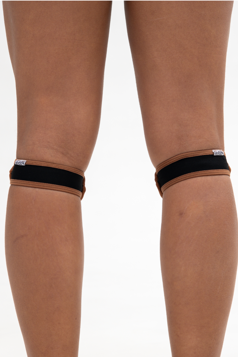 Queen Slides Lips Kneepads 2.0 - Mocha