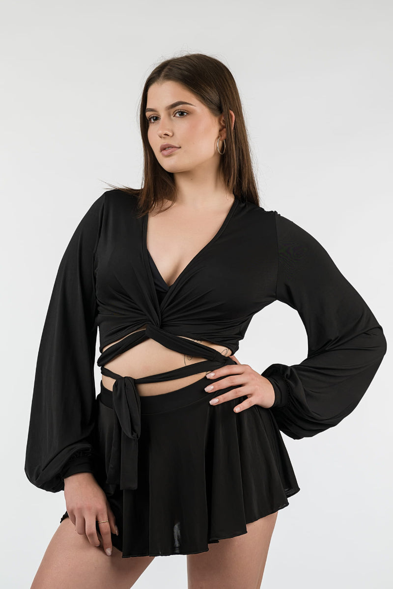 REV ACTIV Sensual Long-sleeved Crop Top - Black