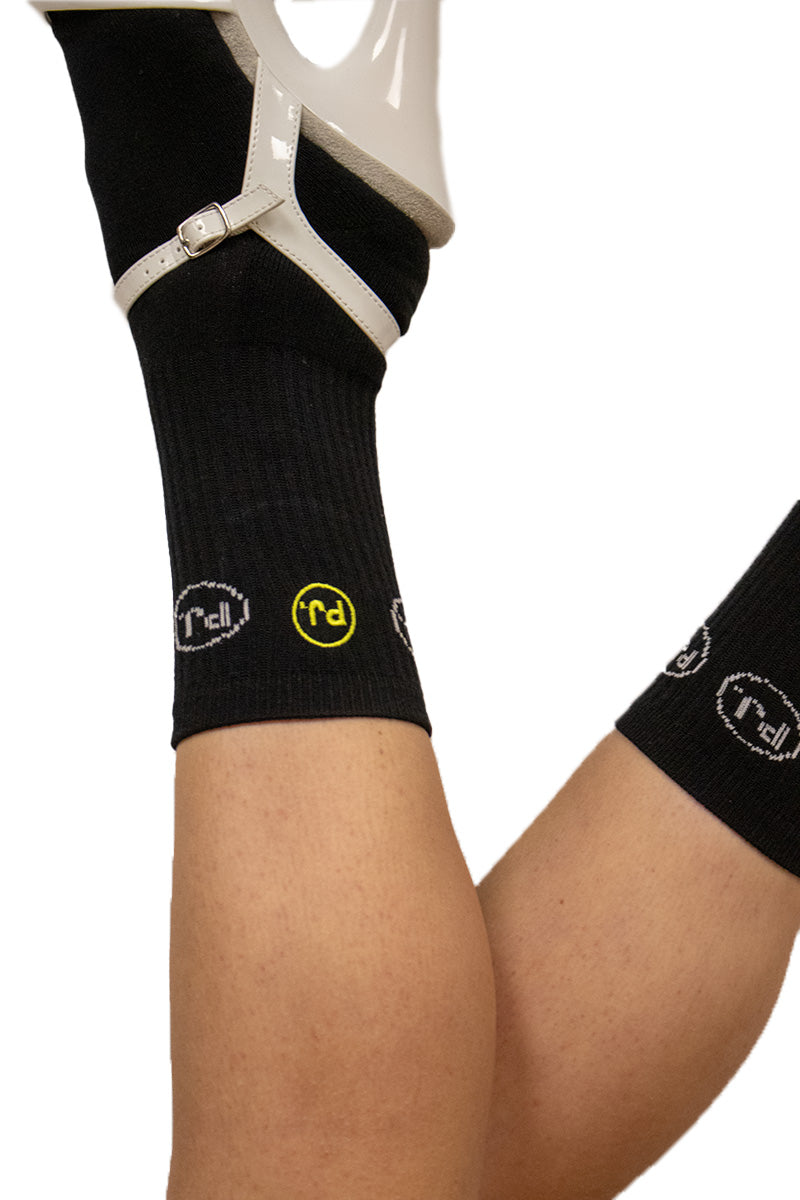 Pole Junkie Circle Logo Socks - Black