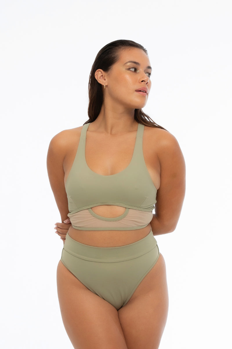 Nona Perkasa Amara Bottoms - Light Sage